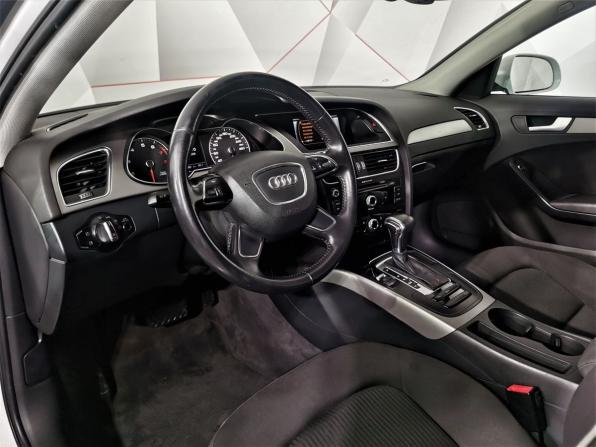 Audi A4 IV (B8) Рестайлинг с пробегом 2013 года, цена 1 175 000 рублей, 190981 км, седан, Автокод Объявления
