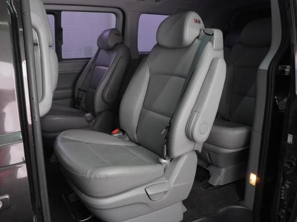 Hyundai Grand Starex I Рестайлинг 2 с пробегом 2018 года, цена 3 869 000 рублей, 90252 км, минивэн, Автокод Объявления