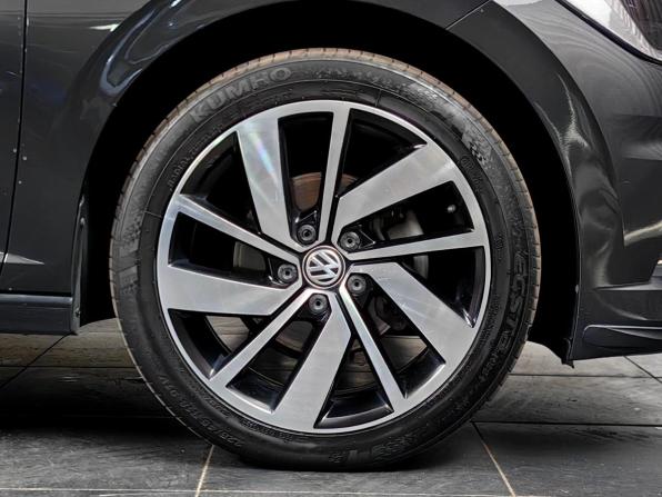 Volkswagen Sagitar III Рестайлинг с пробегом 2022 года, цена 1 985 000 рублей, 79442 км, седан, Автокод Объявления