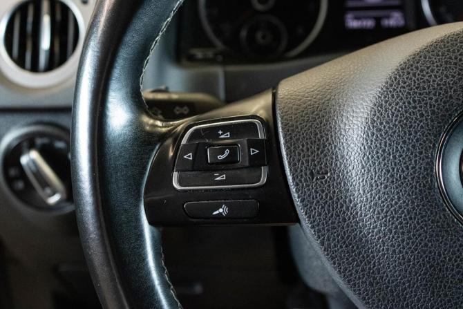Volkswagen Tiguan I Рестайлинг с пробегом 2015 года, цена 1 689 000 рублей, 106722 км, внедорожник, Автокод Объявления