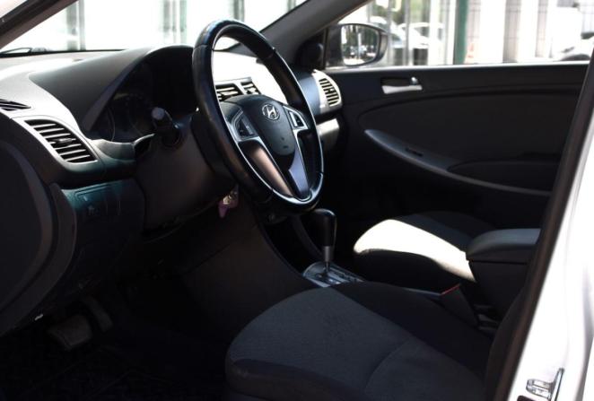 Hyundai Solaris I с пробегом 2013 года, цена 855 000 рублей, 145976 км, седан, Автокод Объявления