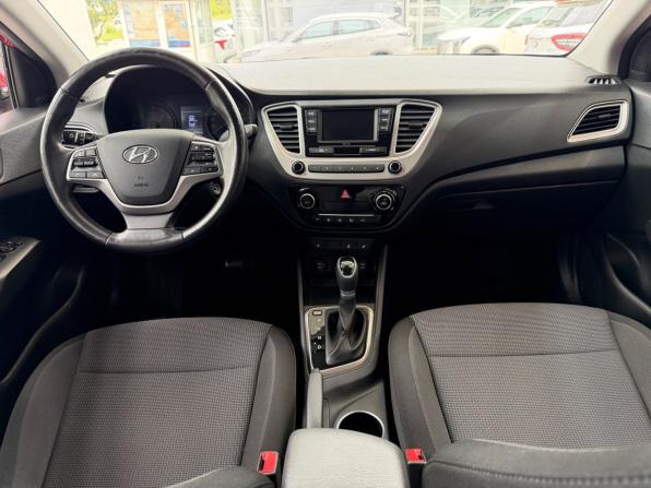 Hyundai Solaris II с пробегом 2019 года, цена 1 615 000 рублей, 92266 км, седан, Автокод Объявления