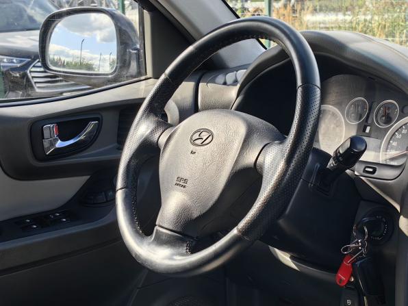 Hyundai Santa Fe Classic с пробегом 2009 года, цена 629 000 рублей, 283000 км, внедорожник, Автокод Объявления