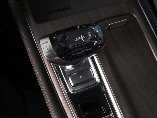 Geely Monjaro I Рестайлинг 2 с пробегом 2026 года, цена 4 466 000 рублей, 60 км, внедорожник, Автокод Объявления