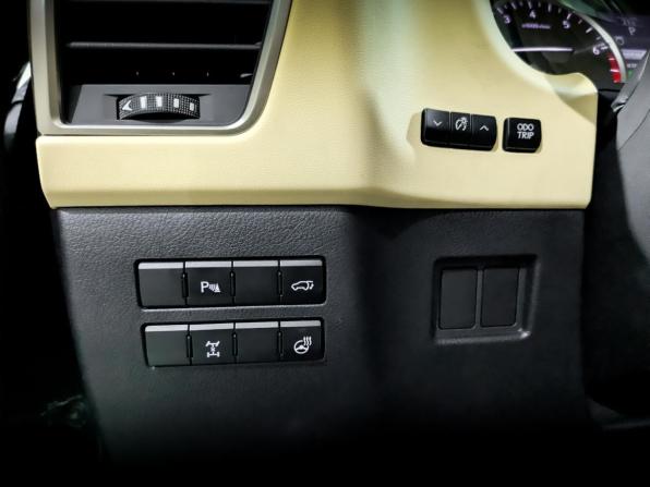 Lexus NX I с пробегом 2016 года, цена 2 580 000 рублей, 140207 км, внедорожник, Автокод Объявления