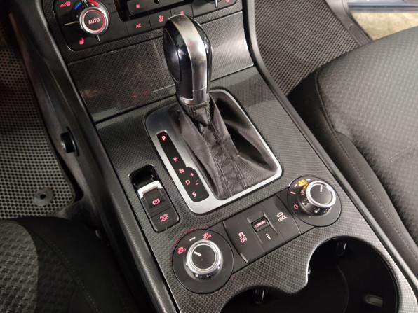 Volkswagen Touareg II с пробегом 2011 года, цена 1 746 000 рублей, 213251 км, внедорожник, Автокод Объявления