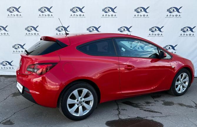 Opel Astra J Рестайлинг с пробегом 2013 года, цена 880 000 рублей, 86500 км, хэтчбек, Автокод Объявления