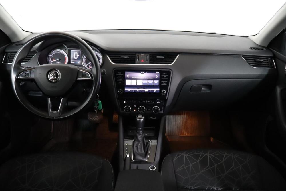 Skoda Octavia III (A7) Рестайлинг Санкт-Петербург  - изображение 8