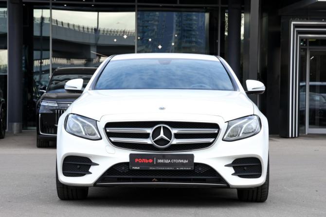 Mercedes-Benz E-Класс V (W213 S213 C238) с пробегом 2019 года, цена 3 598 000 рублей, 105521 км, седан, Автокод Объявления