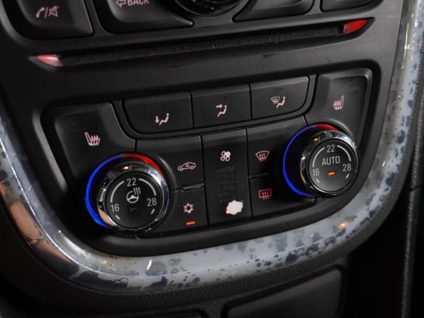 Opel Mokka I с пробегом 2014 года, цена 1 249 000 рублей, 113079 км, внедорожник, Автокод Объявления