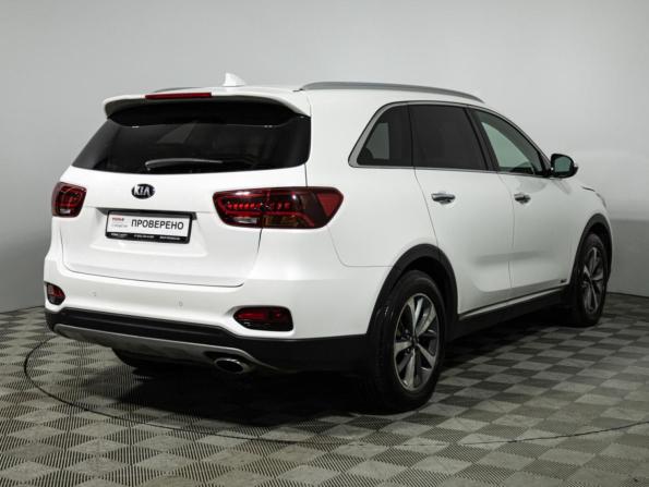 Kia Sorento III Prime Рестайлинг с пробегом 2018 года, цена 1 999 777 рублей, 342242 км, внедорожник, Автокод Объявления