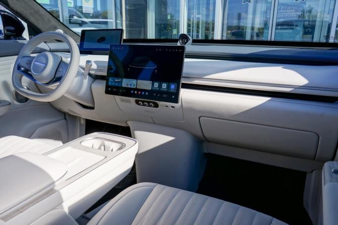 Exeed Exlantix ET с пробегом 2025 года, цена 4 430 000 рублей, 45000 км, внедорожник, Автокод Объявления