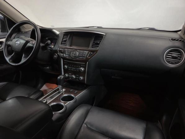 Nissan Pathfinder IV с пробегом 2015 года, цена 1 745 000 рублей, 217400 км, внедорожник, Автокод Объявления