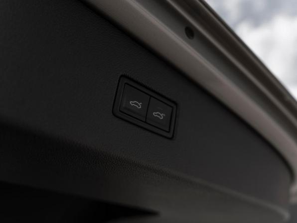 Volkswagen Tiguan II с пробегом 2018 года, цена 2 495 000 рублей, 161893 км, внедорожник, Автокод Объявления