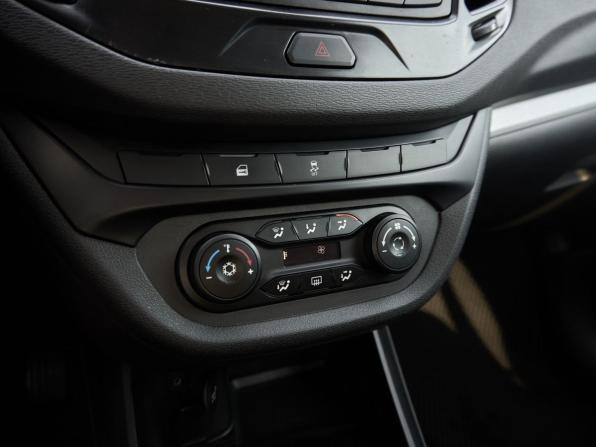 Lada (ВАЗ) Vesta I с пробегом 2018 года, цена 874 000 рублей, 142624 км, седан, Автокод Объявления