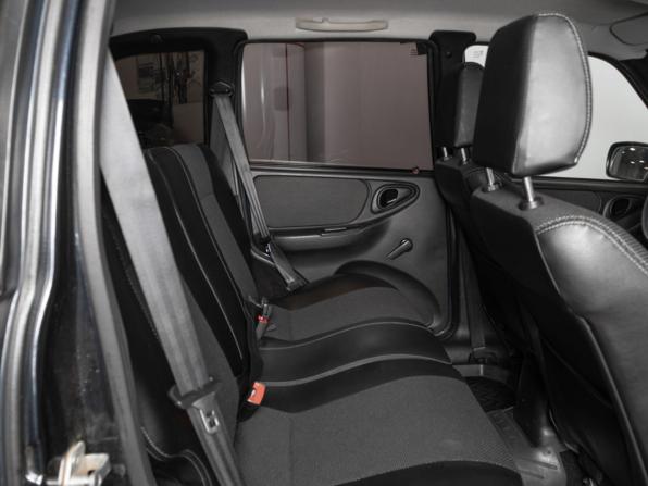 Chevrolet Niva I Рестайлинг с пробегом 2015 года, цена 740 000 рублей, 37700 км, внедорожник, Автокод Объявления