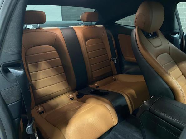 Mercedes-Benz C-Класс IV (W205) Рестайлинг с пробегом 2019 года, цена 3 710 000 рублей, 66452 км, купе, Автокод Объявления