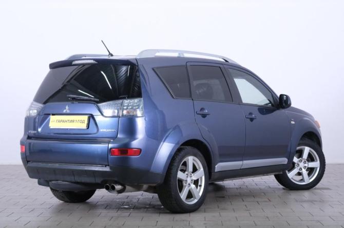 Mitsubishi Outlander II с пробегом 2006 года, цена 1 049 000 рублей, 252000 км, внедорожник, Автокод Объявления