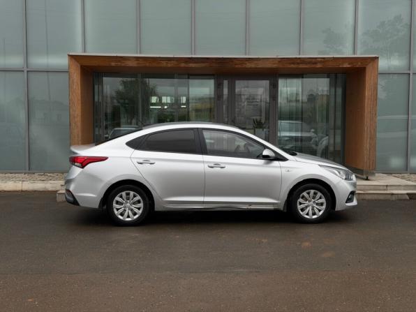 Hyundai Solaris II с пробегом 2018 года, цена 1 050 000 рублей, 214966 км, седан, Автокод Объявления