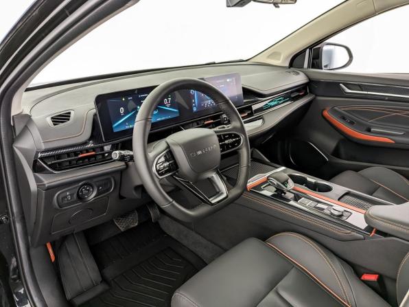Omoda S5 с пробегом 2024 года, цена 1 725 000 рублей, 14071 км, седан, Автокод Объявления