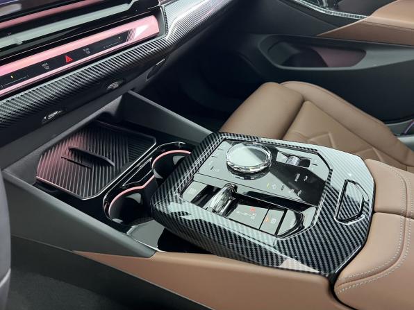 BMW 5 серии VIII (G60/G61/G68) с пробегом 2024 года, цена 8 250 000 рублей, 19463 км, седан, Автокод Объявления