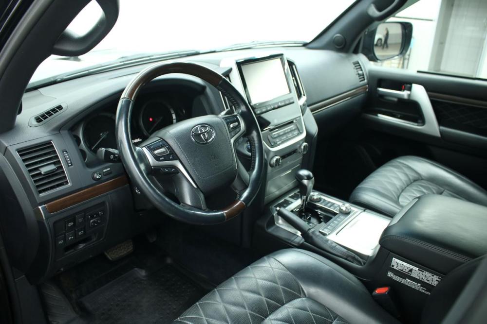 Toyota Land Cruiser 200 Series Рестайлинг 2 Красноярск  - изображение 17