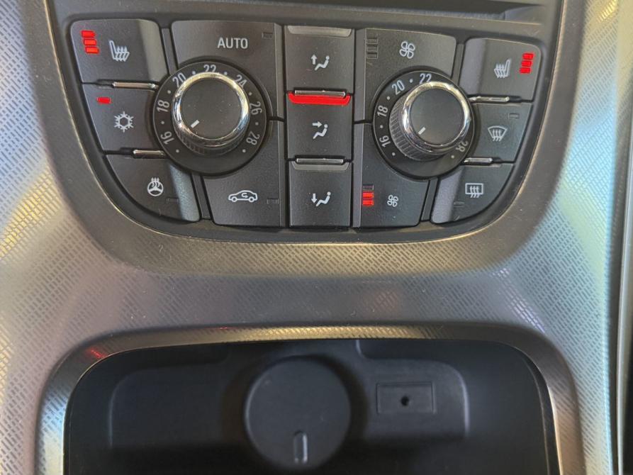 Opel Astra J Псков  - изображение 16