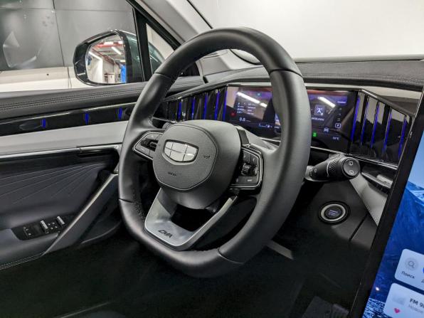 Geely Atlas II с пробегом 2024 года, цена 3 090 000 рублей, 22209 км, внедорожник, Автокод Объявления