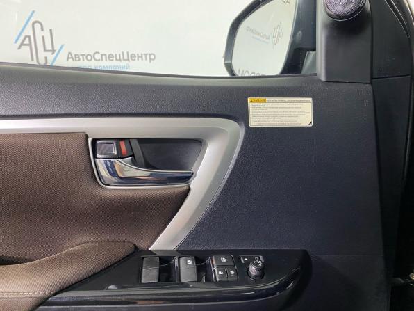 Toyota Fortuner II с пробегом 2018 года, цена 3 679 000 рублей, 134400 км, внедорожник, Автокод Объявления