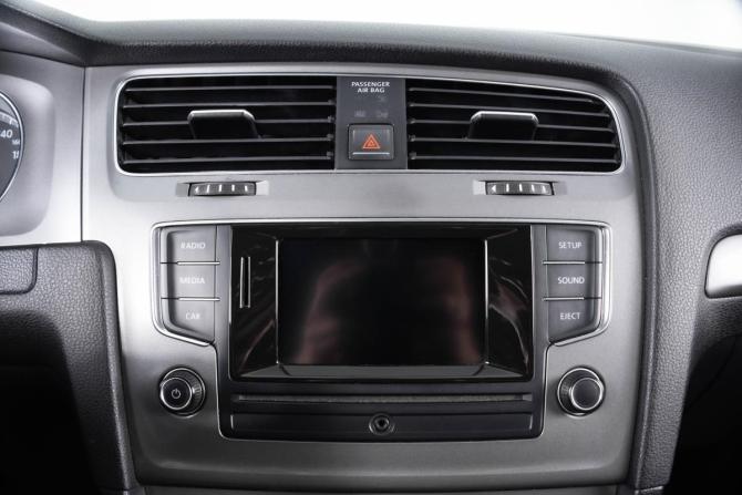 Volkswagen Golf VII с пробегом 2013 года, цена 959 000 рублей, 135000 км, хэтчбек, Автокод Объявления