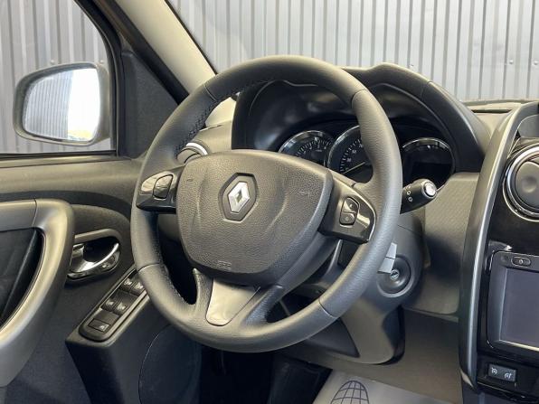 Renault Duster I Рестайлинг с пробегом 2017 года, цена 1 497 000 рублей, 101257 км, внедорожник, Автокод Объявления