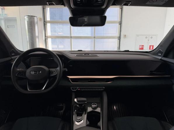 Geely Monjaro I с пробегом 2023 года, цена 3 110 000 рублей, 64861 км, внедорожник, Автокод Объявления