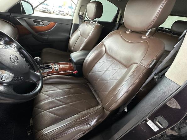 Infiniti QX70 с пробегом 2014 года, цена 2 100 000 рублей, 156500 км, внедорожник, Автокод Объявления
