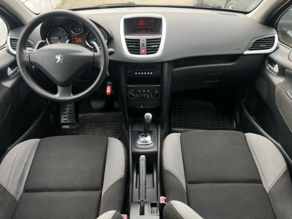 Peugeot 207 I с пробегом 2009 года, цена 390 000 рублей, 180371 км, хэтчбек, Автокод Объявления