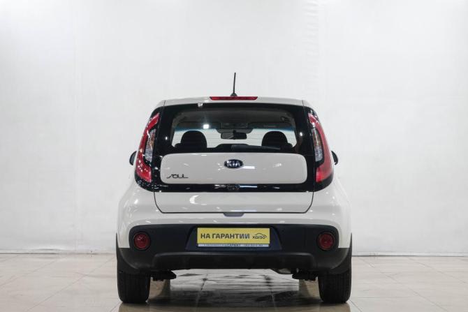 Kia Soul II Рестайлинг с пробегом 2017 года, цена 1 349 000 рублей, 103000 км, хэтчбек, Автокод Объявления