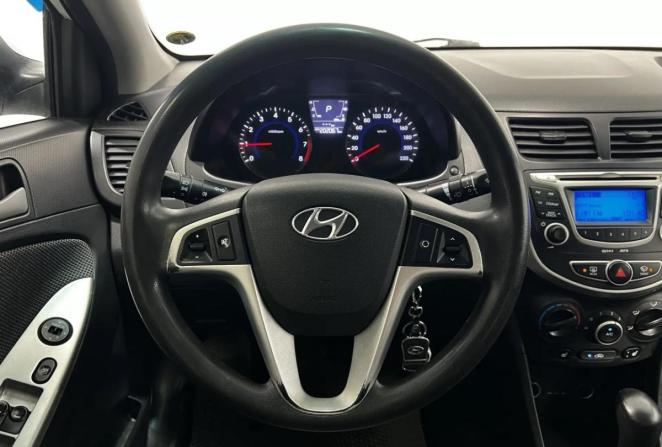 Hyundai Solaris I с пробегом 2013 года, цена 715 000 рублей, 202067 км, седан, Автокод Объявления