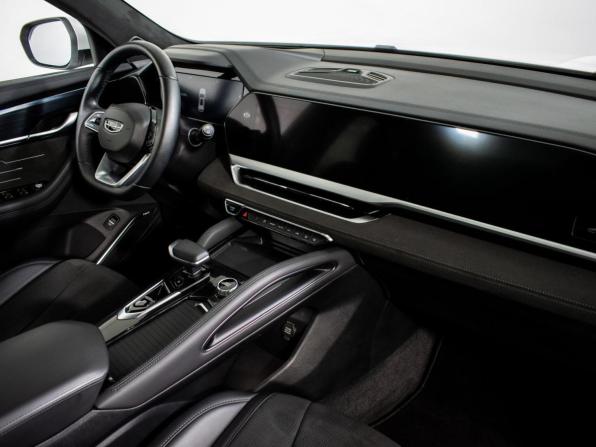 Geely Monjaro I с пробегом 2024 года, цена 3 255 000 рублей, 52000 км, внедорожник, Автокод Объявления