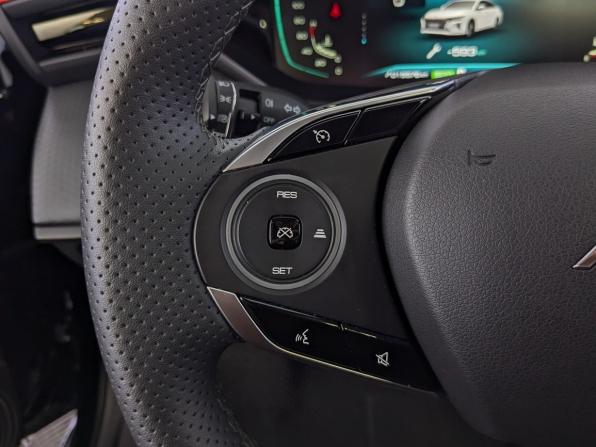 Dongfeng Shine Max с пробегом 2024 года, цена 1 745 000 рублей, 15600 км, седан, Автокод Объявления