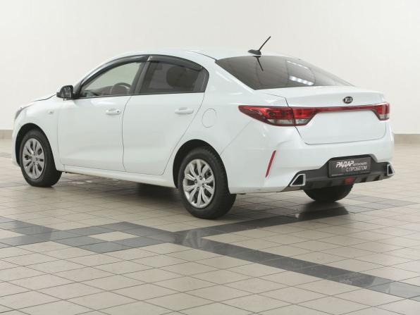 Kia Rio IV Рестайлинг с пробегом 2021 года, цена 1 149 000 рублей, 259500 км, седан, Автокод Объявления