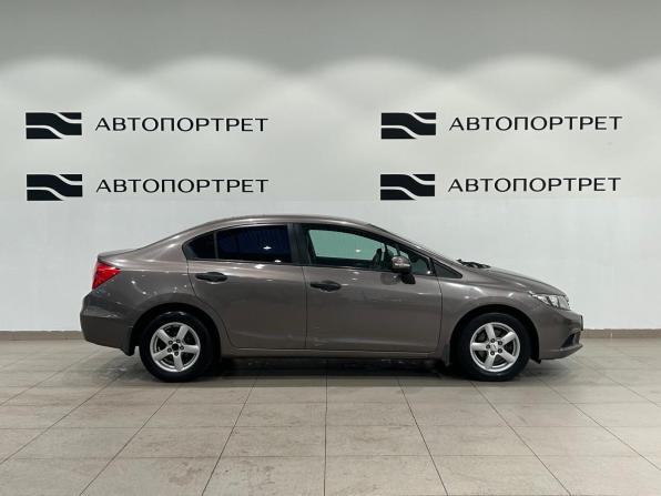 Honda Civic IX с пробегом 2012 года, цена 999 000 рублей, 143283 км, седан, Автокод Объявления