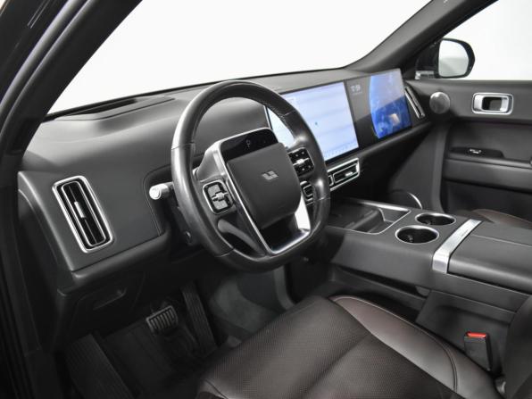 Li Auto (Lixiang) L9 I с пробегом 2023 года, цена 5 541 000 рублей, 67484 км, внедорожник, Автокод Объявления
