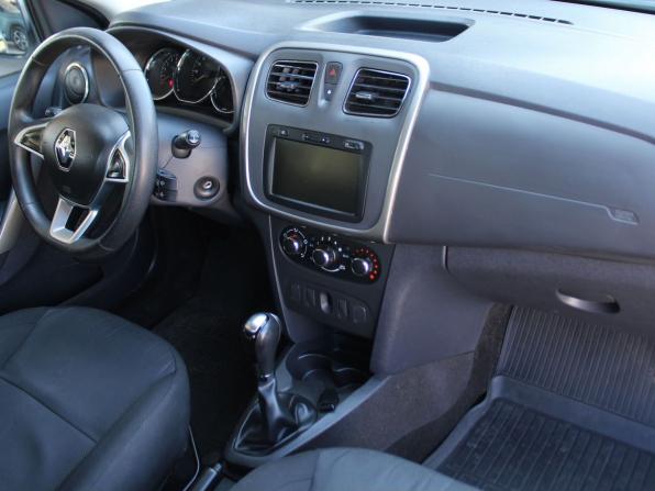 Renault Logan II Рестайлинг с пробегом 2021 года, цена 839 000 рублей, 95297 км, седан, Автокод Объявления