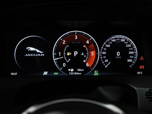 Jaguar F-Pace I с пробегом 2016 года, цена 2 749 700 рублей, 135178 км, внедорожник, Автокод Объявления