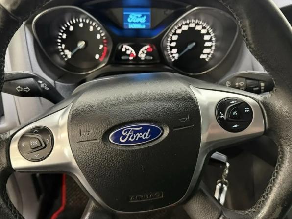 Ford Focus III с пробегом 2014 года, цена 688 000 рублей, 144000 км, седан, Автокод Объявления