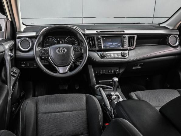 Toyota RAV4 IV (XA40) Рестайлинг с пробегом 2016 года, цена 1 999 000 рублей, 151980 км, внедорожник, Автокод Объявления