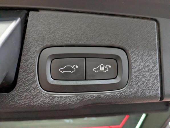 Volvo XC60 II с пробегом 2020 года, цена 3 700 000 рублей, 106476 км, внедорожник, Автокод Объявления
