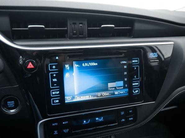 Toyota Corolla XI (E160 E170 E180) Рестайлинг 1 с пробегом 2016 года, цена 1 790 000 рублей, 134064 км, седан, Автокод Объявления