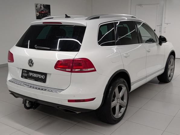 Volkswagen Touareg II с пробегом 2013 года, цена 1 955 000 рублей, 276651 км, внедорожник, Автокод Объявления