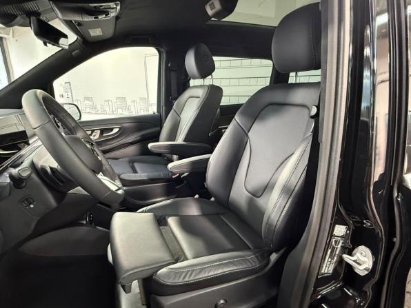 Новый Mercedes-Benz V-Класс III (W447) Рестайлинг 2026 года, цена 14 556 187 рублей, минивэн, Автокод Объявления