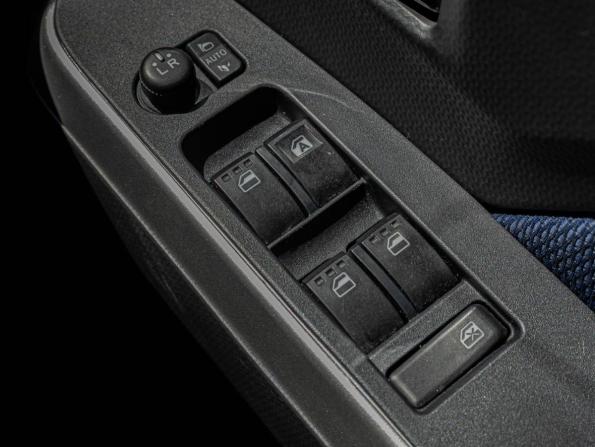 Toyota Tank I с пробегом 2018 года, цена 998 000 рублей, 95636 км, микровэн, Автокод Объявления